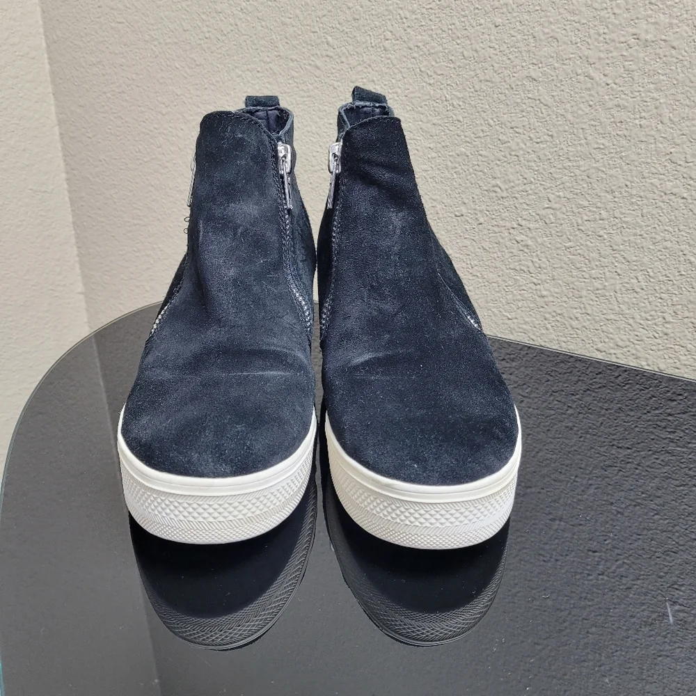 Steve Madden Wedgie Hidden Wedge Suede High Top Sneakers Size 11